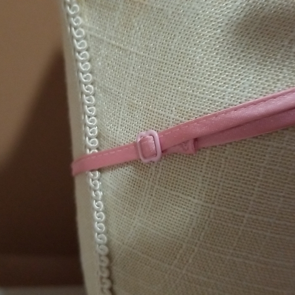 Fredricks of Hollywood. Large  camisole. - Picture 5 of 7